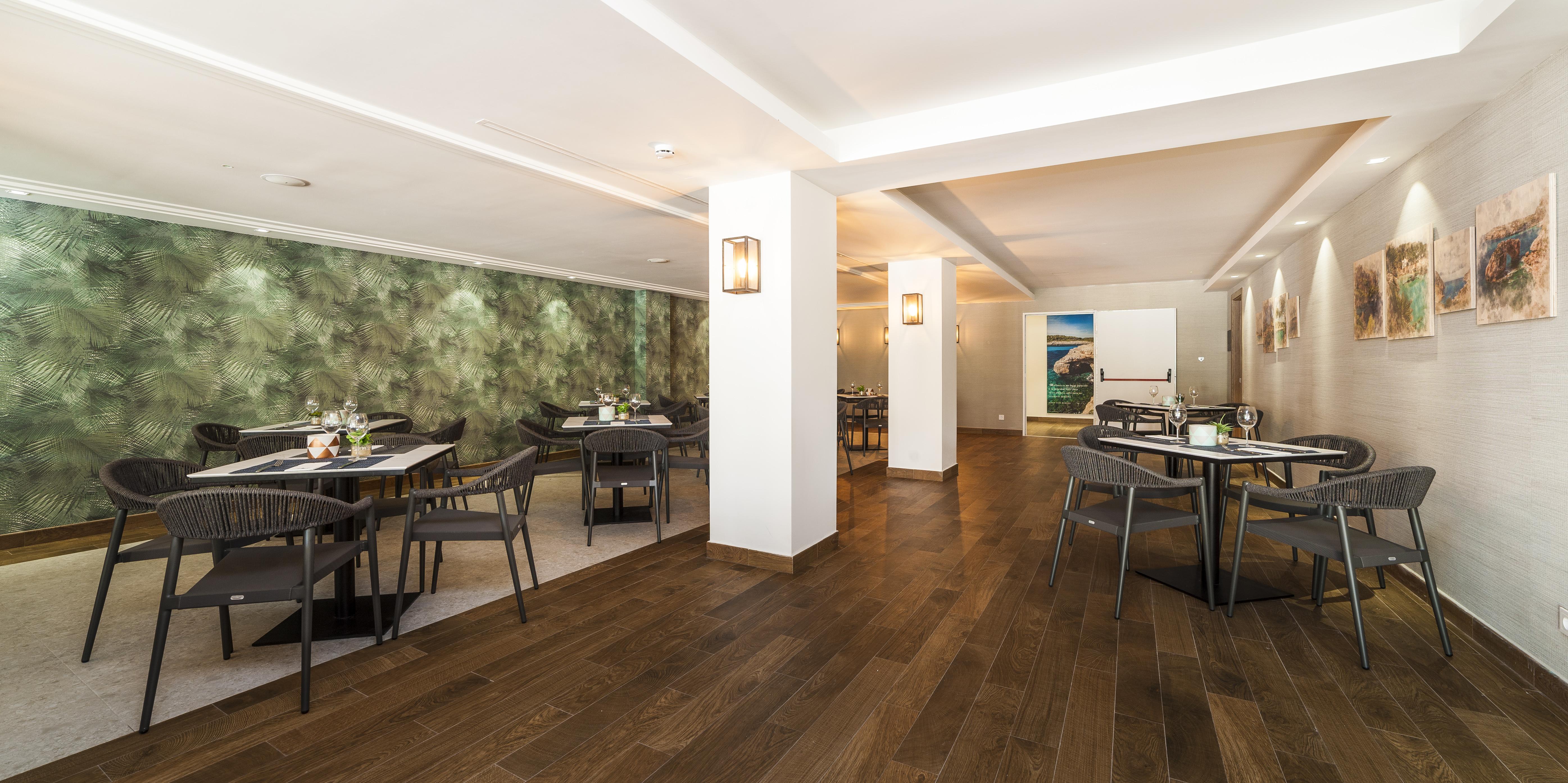 Eurostars Marivent Hotel Palma de Mallorca Exterior photo Interior of the restaurant