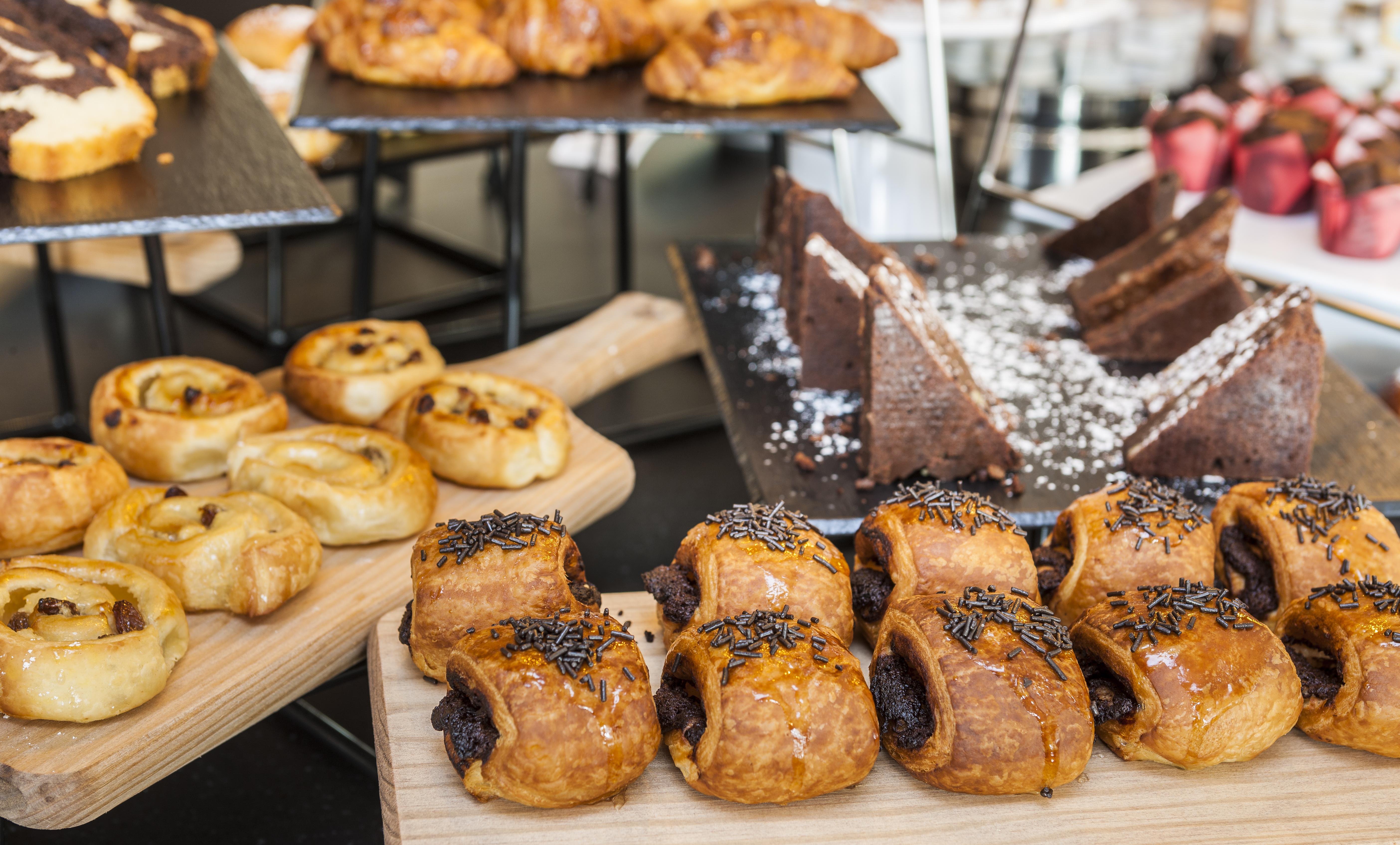 Eurostars Marivent Hotel Palma de Mallorca Exterior photo A selection of pastries