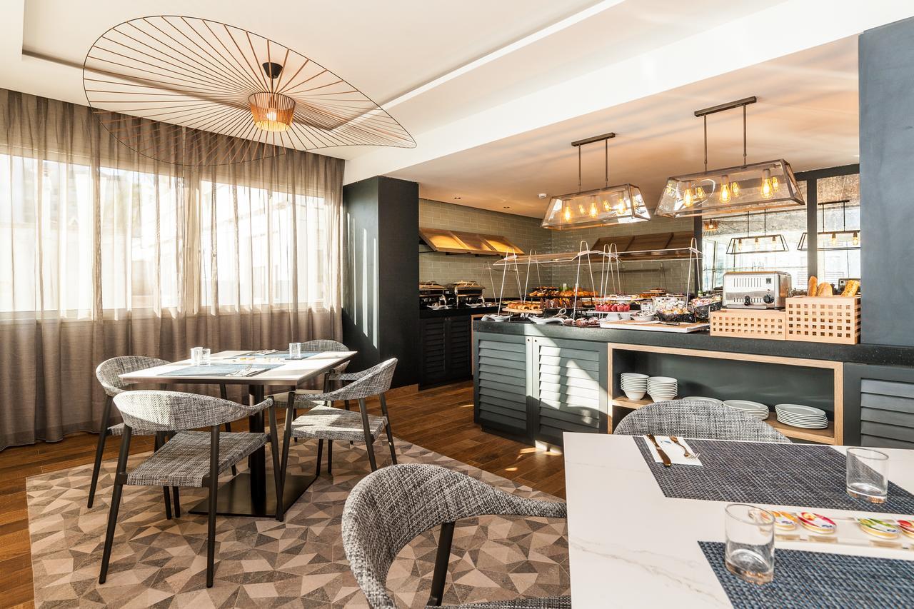 Eurostars Marivent Hotel Palma de Mallorca Exterior photo Breakfast buffet at the hotel
